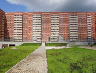 Лестница в подарок всем покупателям двухуровневых квартир в «Прима-Парке»