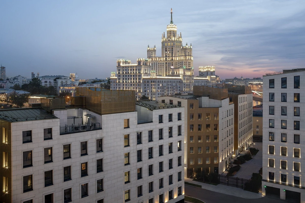 Фото 1: TITUL на Серебрянической (Титул на Серебрянической)