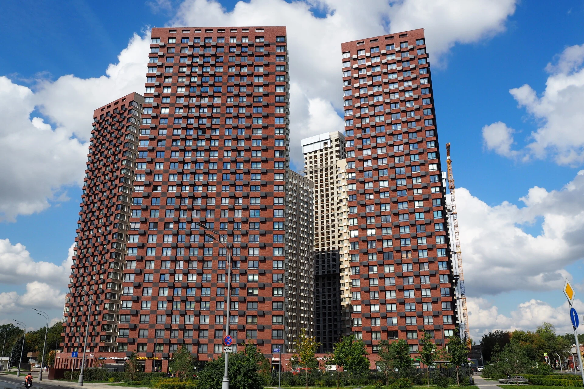 Фото 1: Волоколамское 24