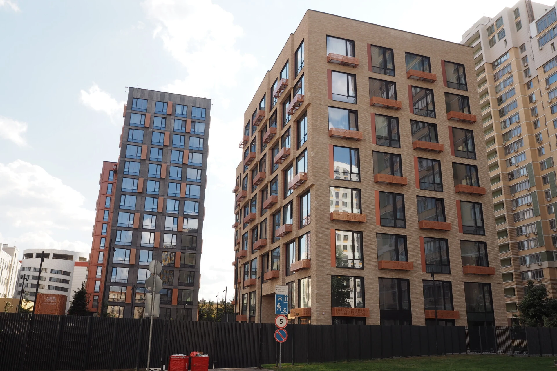 Фото 1: Champine (Шампань)